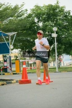 Runner Photo 3219673