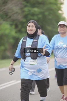 Runner Photo 3220484