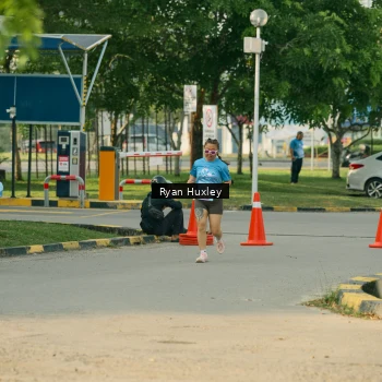 Runner Photo 3220753