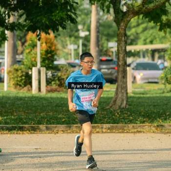 Runner Photo 3220831