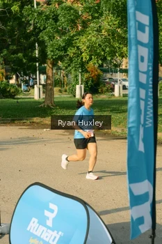 Runner Photo 3221373