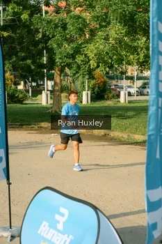 Runner Photo 3221514