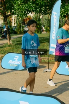 Runner Photo 3222075