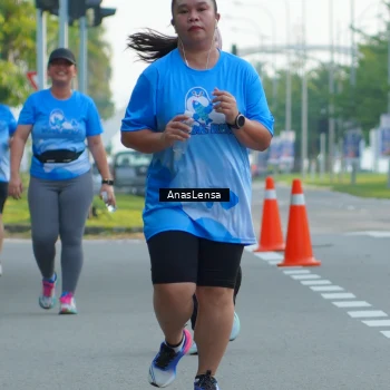 Runner Photo 3223043
