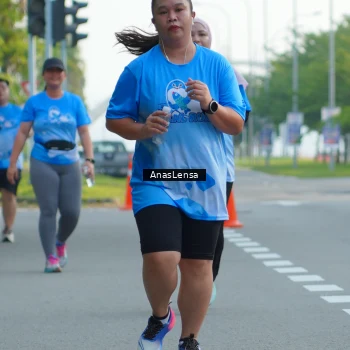 Runner Photo 3223053