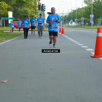 Runner Photo 3223056