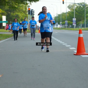 Runner Photo 3223072