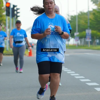 Runner Photo 3223076