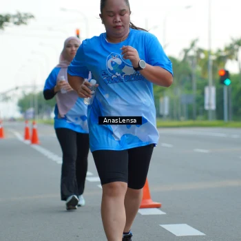 Runner Photo 3223190