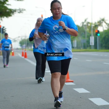 Runner Photo 3223195