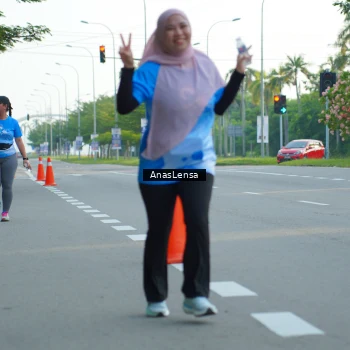 Runner Photo 3223209