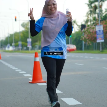Runner Photo 3223223