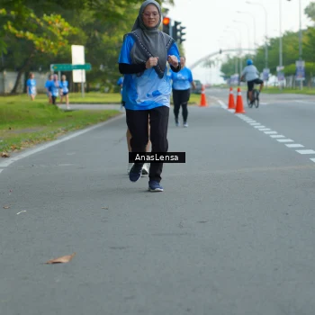 Runner Photo 3223718