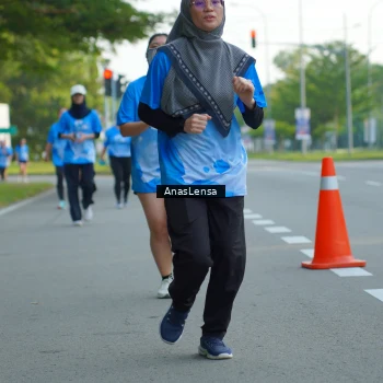 Runner Photo 3223767