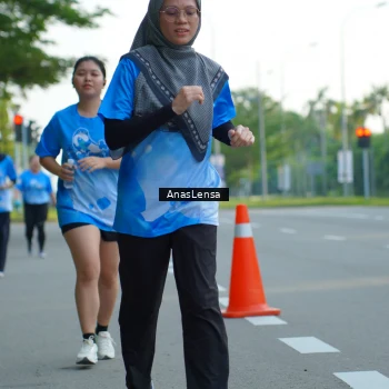 Runner Photo 3223850