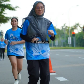 Runner Photo 3223859