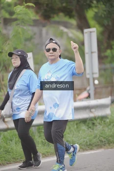 Runner Photo 3224049