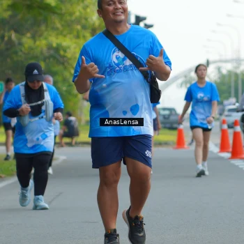 Runner Photo 3224657