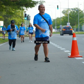 Runner Photo 3224662