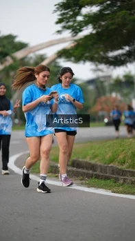 Runner Photo 3224945