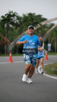 Runner Photo 3224951