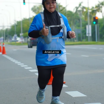 Runner Photo 3224971