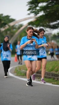 Runner Photo 3225103