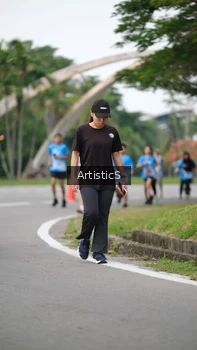Runner Photo 3225343