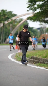 Runner Photo 3225348