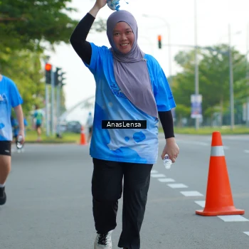 Runner Photo 3225721