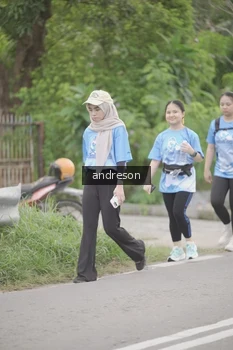 Runner Photo 3226042