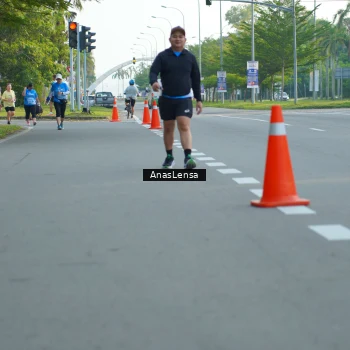 Runner Photo 3226467