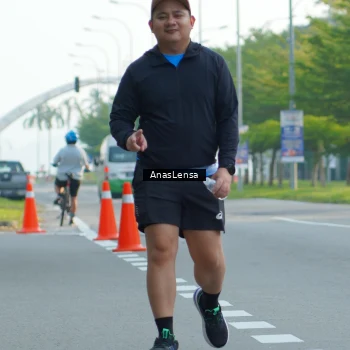 Runner Photo 3226471