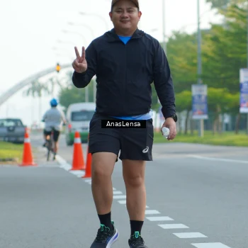 Runner Photo 3226536