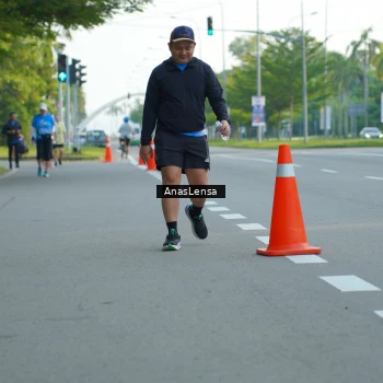 Runner Photo 3226658