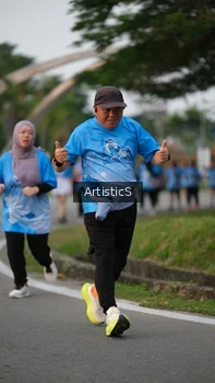 Runner Photo 3226672
