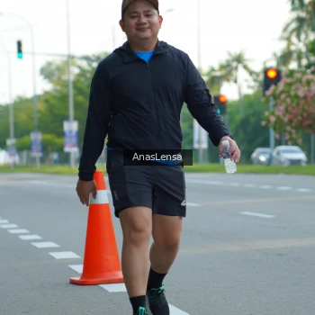 Runner Photo 3226724