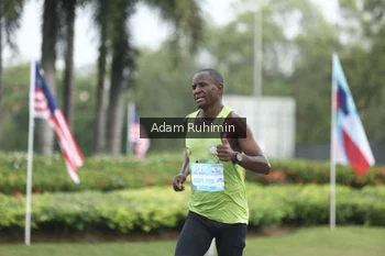 Runner Photo 3226874