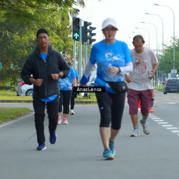 Runner Photo 3226886