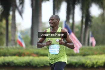Runner Photo 3226906