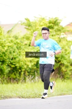 Runner Photo 3227202