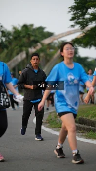 Runner Photo 3227370