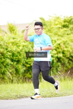 Runner Photo 3227379