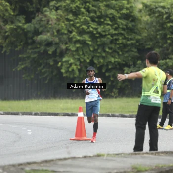 Runner Photo 3227400