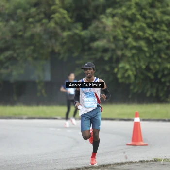 Runner Photo 3227460