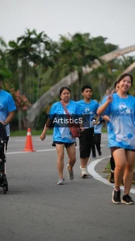 Runner Photo 3227716