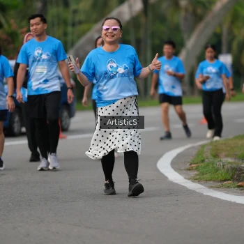 Runner Photo 3227843