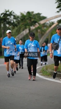 Runner Photo 3228045