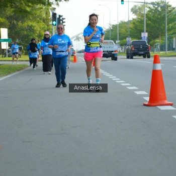Runner Photo 3228732
