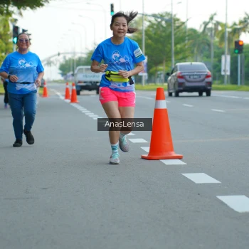 Runner Photo 3228877